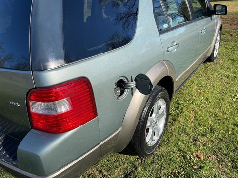 Used 2006 Ford Freestyle SEL image 18