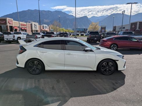 Used 2019 Honda Civic EX image 2