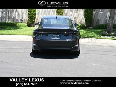 New 2026 Lexus ES 350e FWD image 5