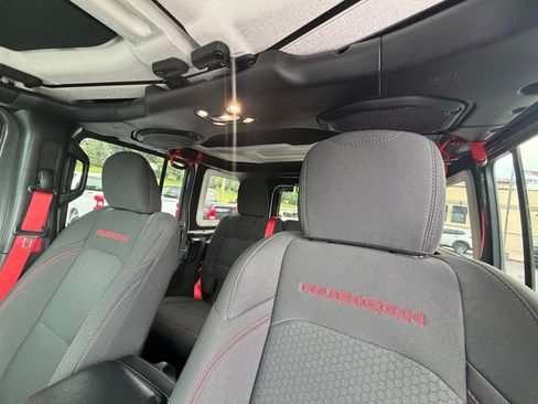 Used 2020 Jeep Wrangler Unlimited Rubicon w/ Quick Order Package 28Y Recon AWD/4WD image 16