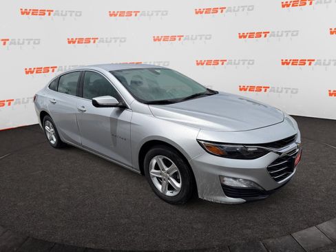 Used 2022 Chevrolet Malibu LT FWD image 7