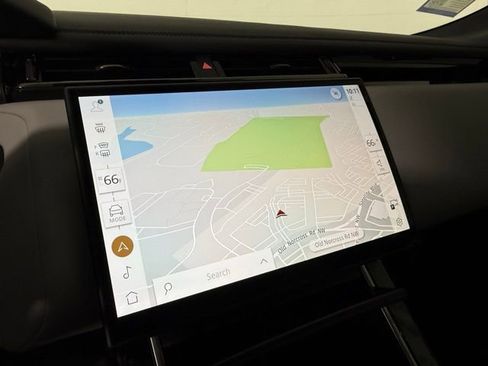 New 2026 Land Rover Range Rover Velar Dynamic SE image 18