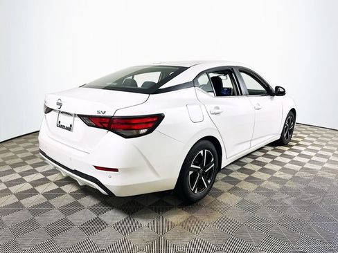 Used 2024 Nissan Sentra SV FWD image 3