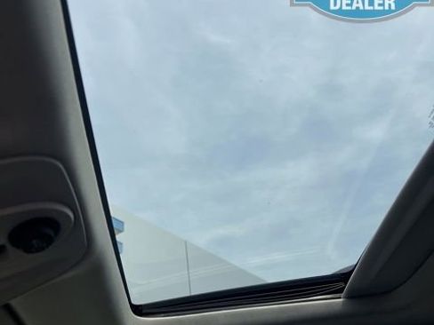 Used 2015 Chevrolet Equinox LTZ image 6