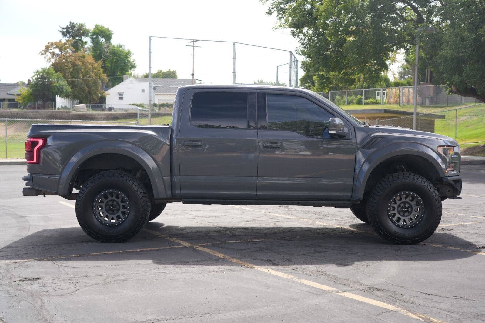 Used 2018 Ford F150 Raptor w/ Equipment Group 802A Luxury AWD/4WD image 6