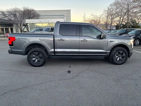 Used 2024 Ford F150 Lightning Lariat image 9