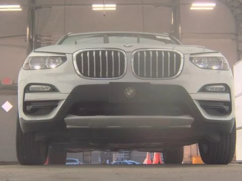 Used 2019 BMW X3 xDrive30i w/ Driving Assistance Package image 16