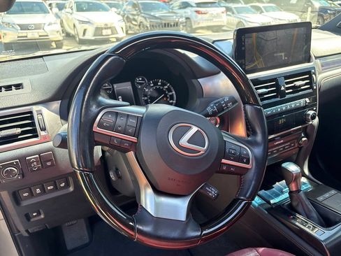 Used 2023 Lexus GX 460 Premium w/ Premium Package AWD/4WD image 14