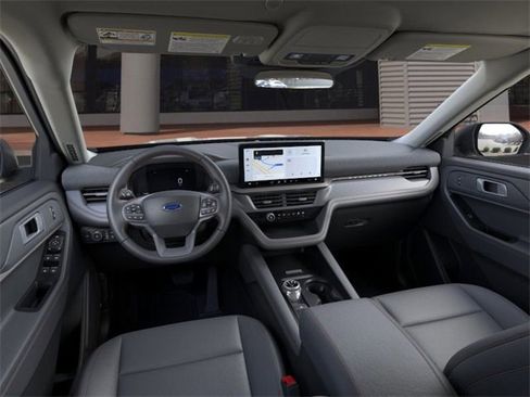 New 2025 Ford Explorer Active w/ Active Comfort Package image 9