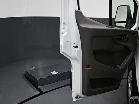 Used 2024 Ford Transit 250 Low Roof w/ Exterior Upgrade Package image 35