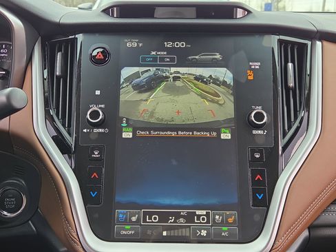 Certified 2025 Subaru Outback Touring XT image 24