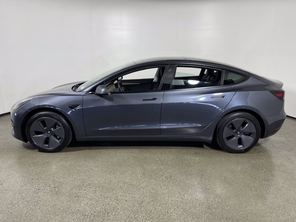 Used 2023 Tesla Model 3 Standard Range RWD image 6