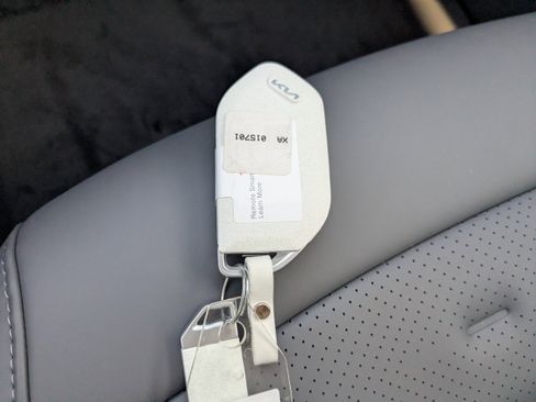 New 2026 Kia EV9 Wind image 36