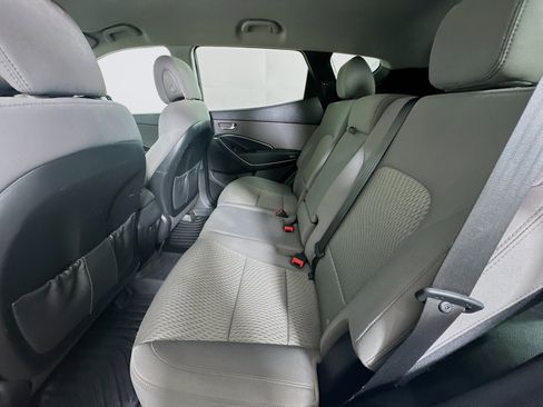 Used 2018 Hyundai Santa Fe Sport FWD image 26