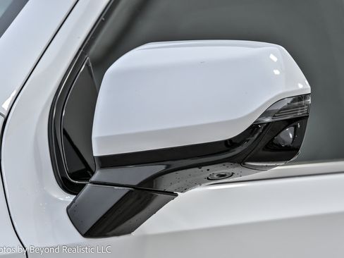 Used 2023 Chevrolet Tahoe High Country w/ Premium Package 2 image 13