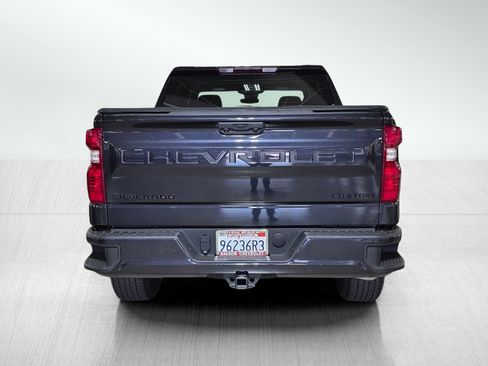 Used 2022 Chevrolet Silverado 1500 Custom w/ LPO, Dark Essentials Package RWD image 6
