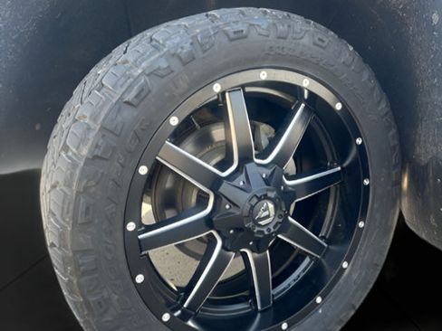 Used 2021 Chevrolet Silverado 2500 LT w/ Fleet Comfort Package AWD/4WD image 27