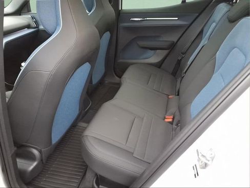 New 2026 Volvo EX30 Plus w/ Protection Package Premier AWD/4WD image 11