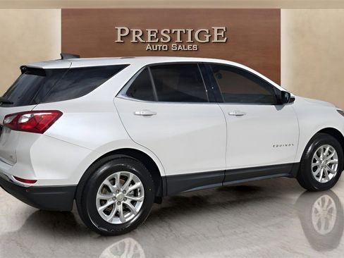 Used 2018 Chevrolet Equinox LT image 36