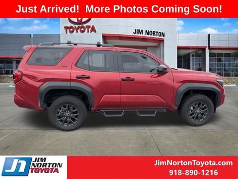 Used 2026 Toyota 4Runner SR5 AWD/4WD image 9