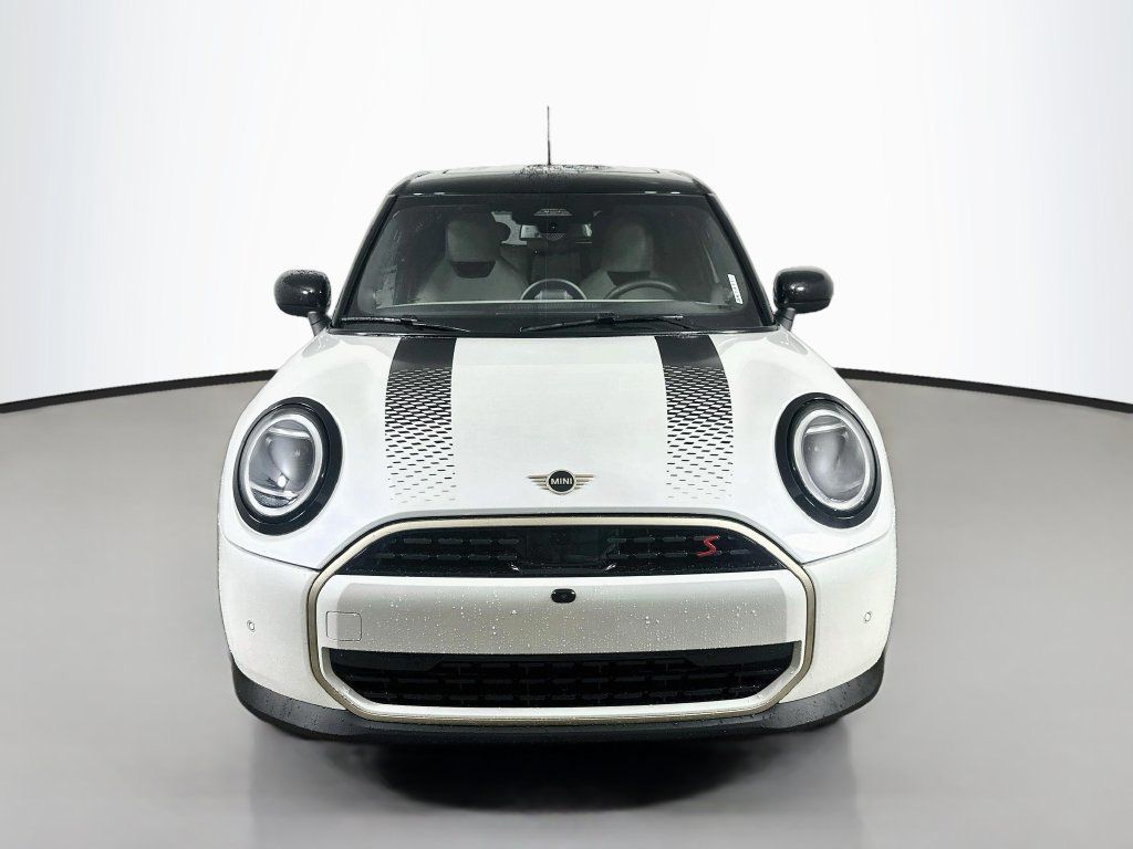 Used 2026 MINI Cooper S FWD image 2