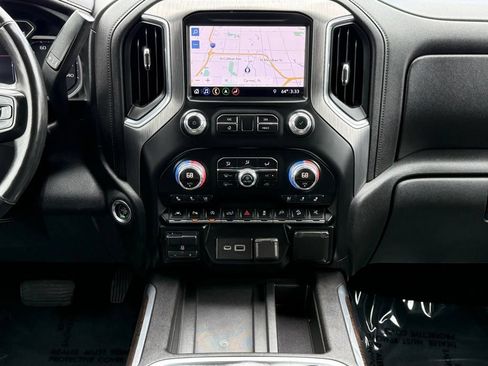 Used 2019 GMC Sierra 1500 Denali w/ Denali Ultimate Package AWD/4WD image 24