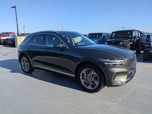 Used 2025 Genesis GV70 2.5T AWD/4WD image 1