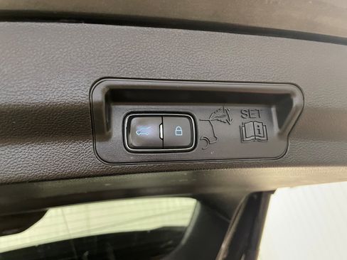 Used 2020 Ford Explorer Limited w/ Class III Trailer Tow Package image 31