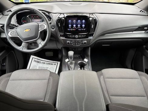 Used 2023 Chevrolet Traverse LT AWD/4WD image 19