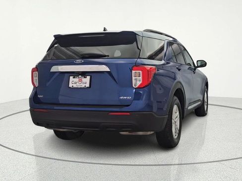 Used 2022 Ford Explorer XLT image 7