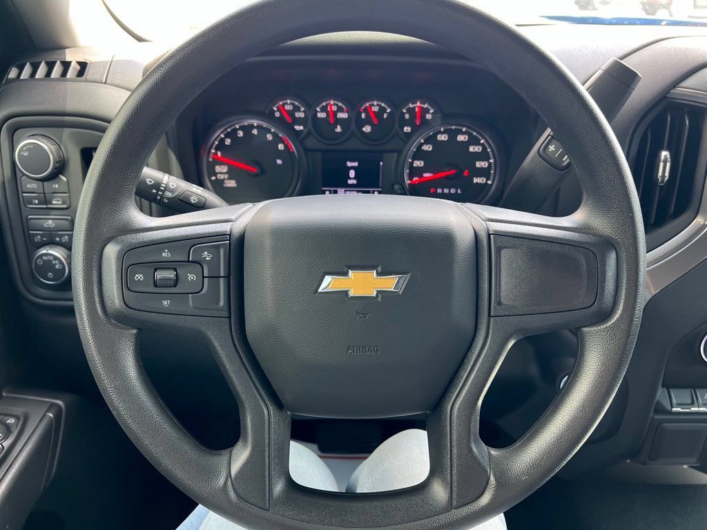 Used 2026 Chevrolet Silverado 1500 Custom AWD/4WD image 16