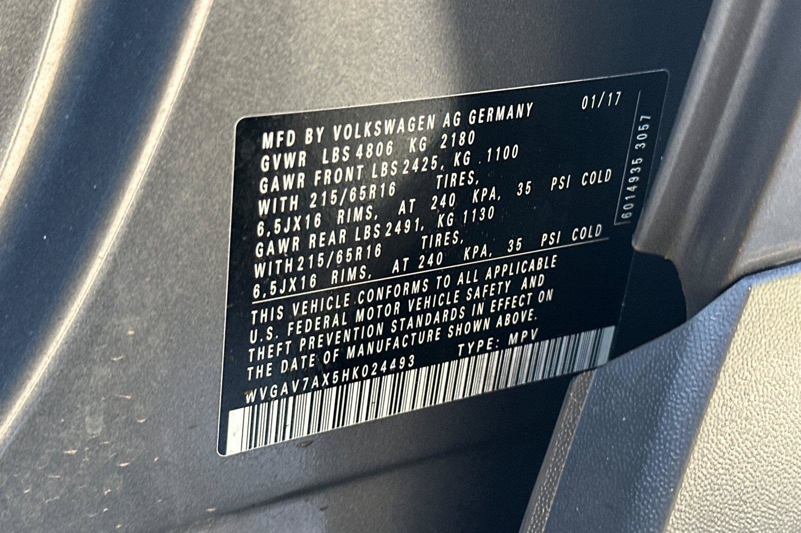 Used 2017 Volkswagen Tiguan S FWD image 27