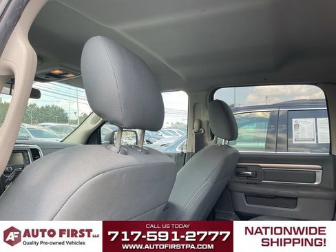 Used 2019 RAM 1500 Classic SLT AWD/4WD image 9