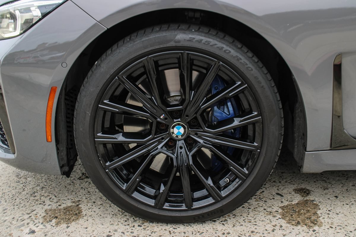 Used 2021 BMW 750i xDrive w/ M Sport Package AWD/4WD image 12