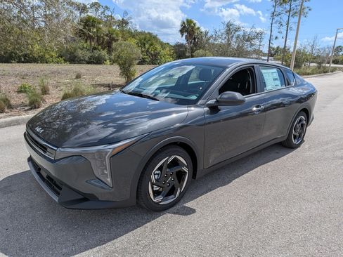 New 2026 Kia K4 EX FWD image 9