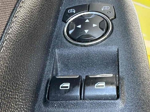 Used 2015 Ford Mustang Coupe w/ Equipment Group 051A RWD image 22