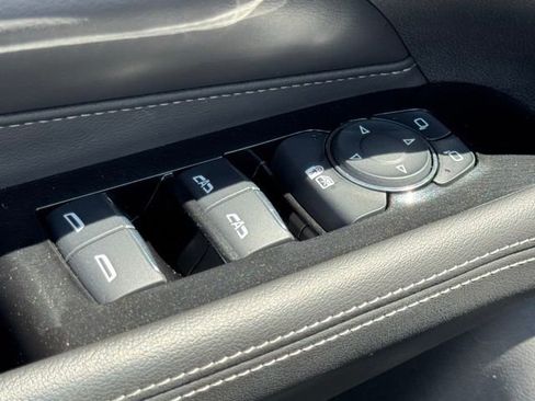 Certified 2025 Cadillac CT4 Premium Luxury image 18