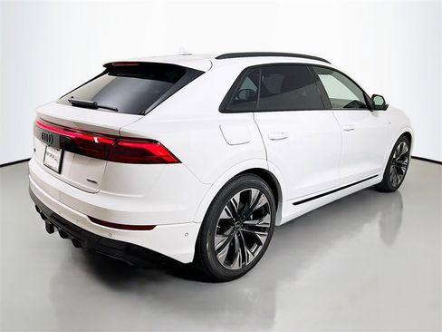 New 2026 Audi Q8 Premium Plus image 7