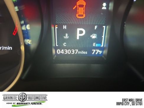 Used 2024 Mitsubishi Outlander Sport SE AWD/4WD image 17
