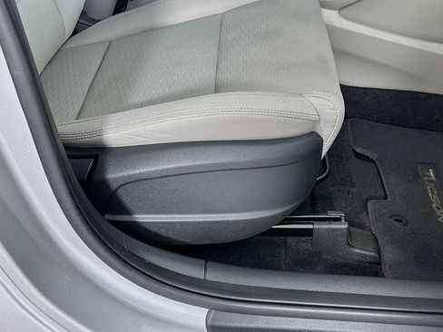 Used 2020 Hyundai Tucson SE w/ Cargo Package FWD image 22