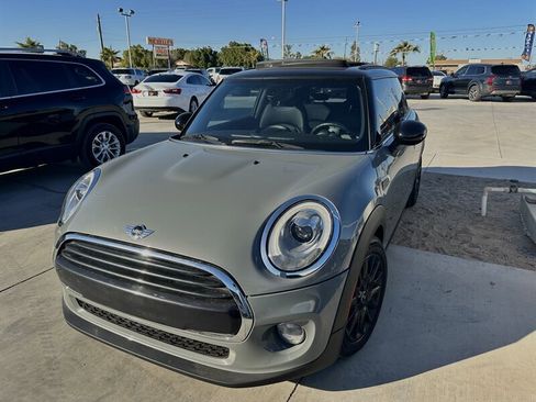 Used 2016 MINI Cooper 2-Door Hardtop image 1