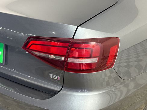 Used 2018 Volkswagen Jetta S FWD image 33
