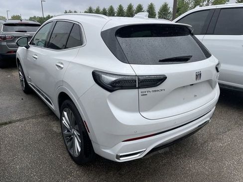 Used 2025 Buick Envision Avenir AWD/4WD image 7