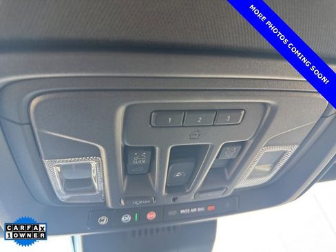 Used 2024 Chevrolet Silverado 2500 ZR2 w/ Technology Package image 25