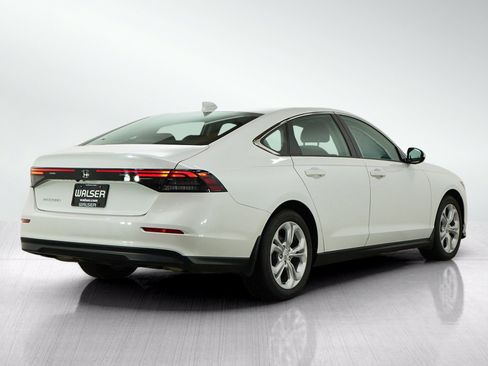 Used 2023 Honda Accord LX image 5