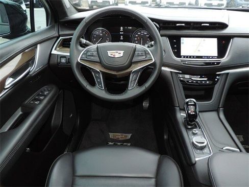 Used 2023 Cadillac XT5 Premium Luxury w/ Platinum Package image 16