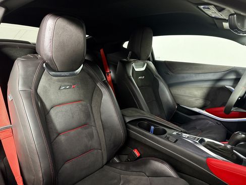Used 2023 Chevrolet Camaro ZL1 RWD image 31
