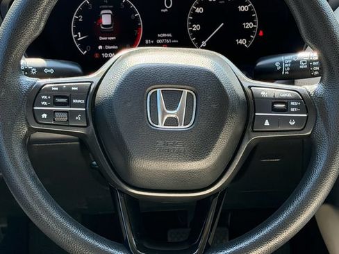 Used 2024 Honda HR-V LX image 15