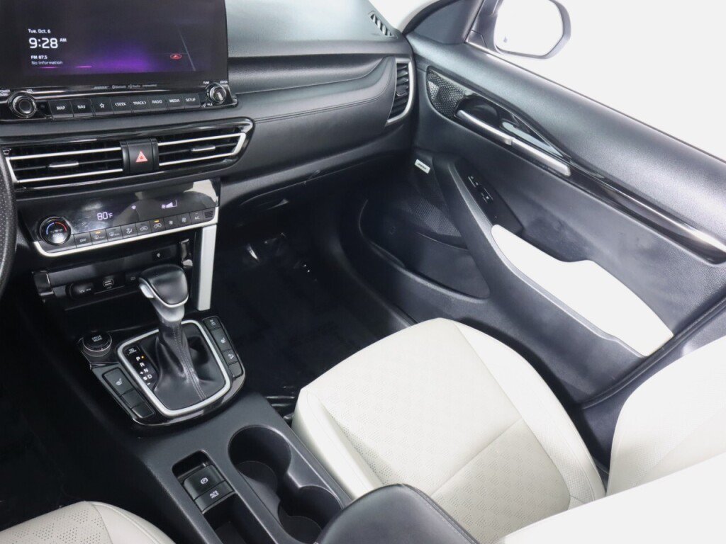 Used 2023 Kia Seltos SX w/ SX Sunroof Package AWD/4WD image 37