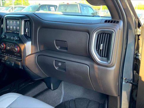 Used 2019 Chevrolet Silverado 1500 LT w/ Texas Edition image 22